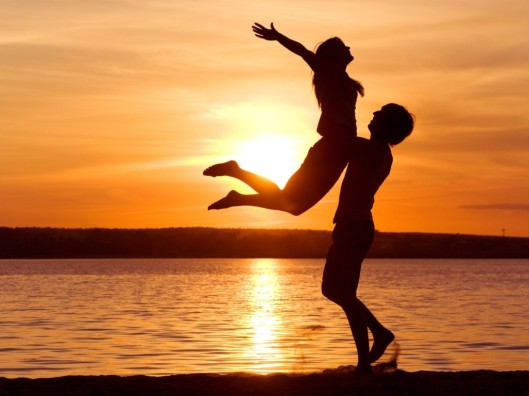 love-man-woman-silhouette-sun-sunset-sea-lake-beachother-768x1024
